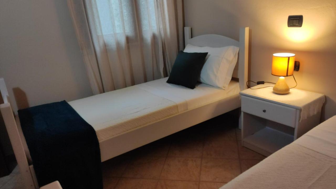 Villa Cruccuris Villasimius Eksteriør billede